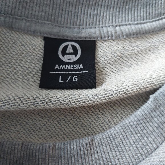 AMNESIA men's long sleeved solid grey distressed sweatshirt size Large - Picture 9 of 13